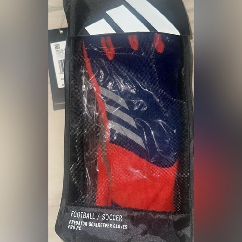 New adidas Predator Men’s 8 Pro PROMO Goalkeeper Gloves Blue/Red/White IX3869